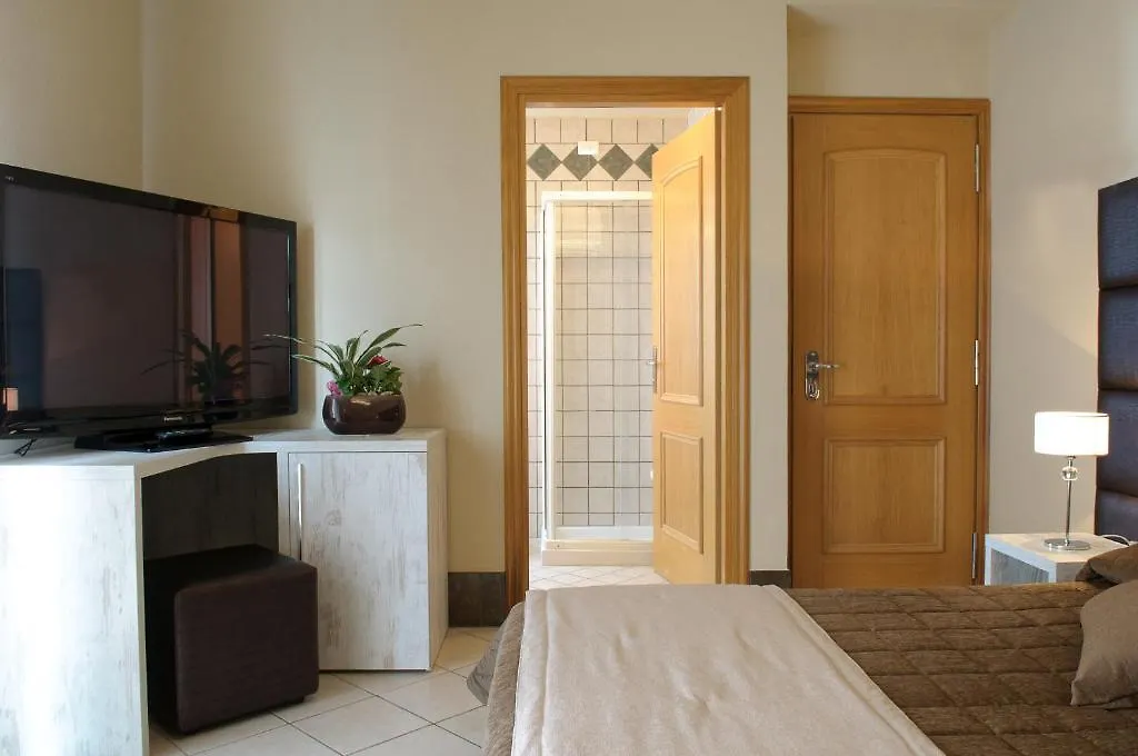 Hotel Delizia Milano Marittima 4*,